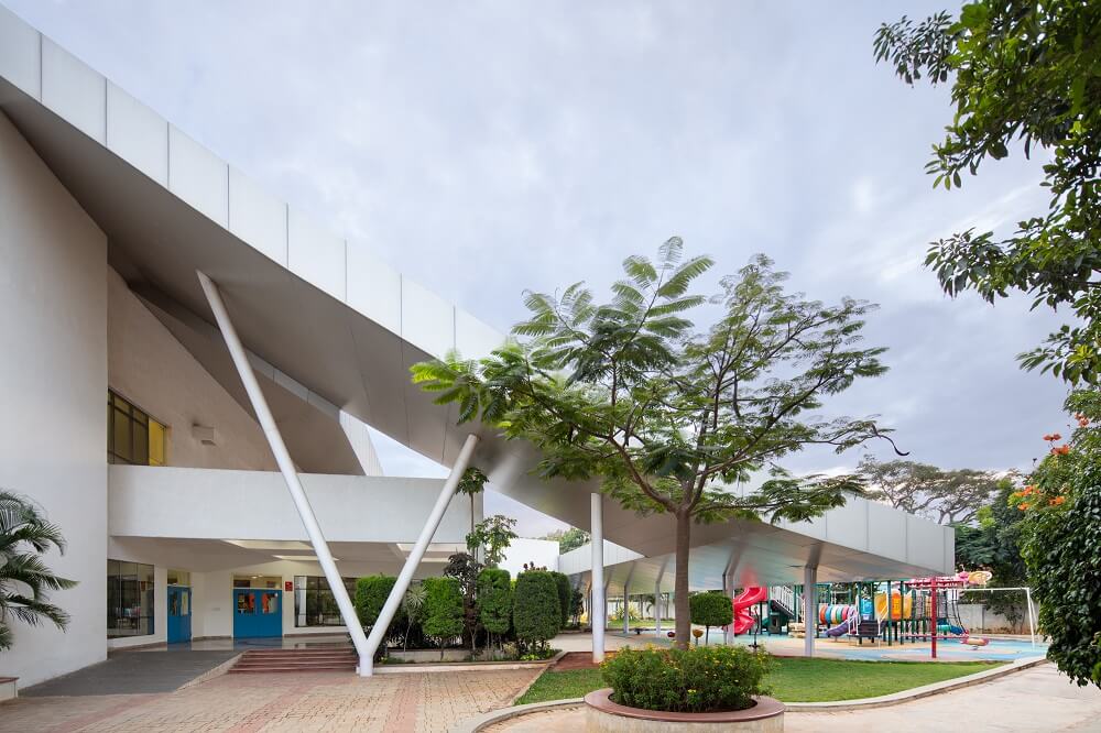 EDA Oakridge International School 18 11 02 © andre j fanthome 0107
